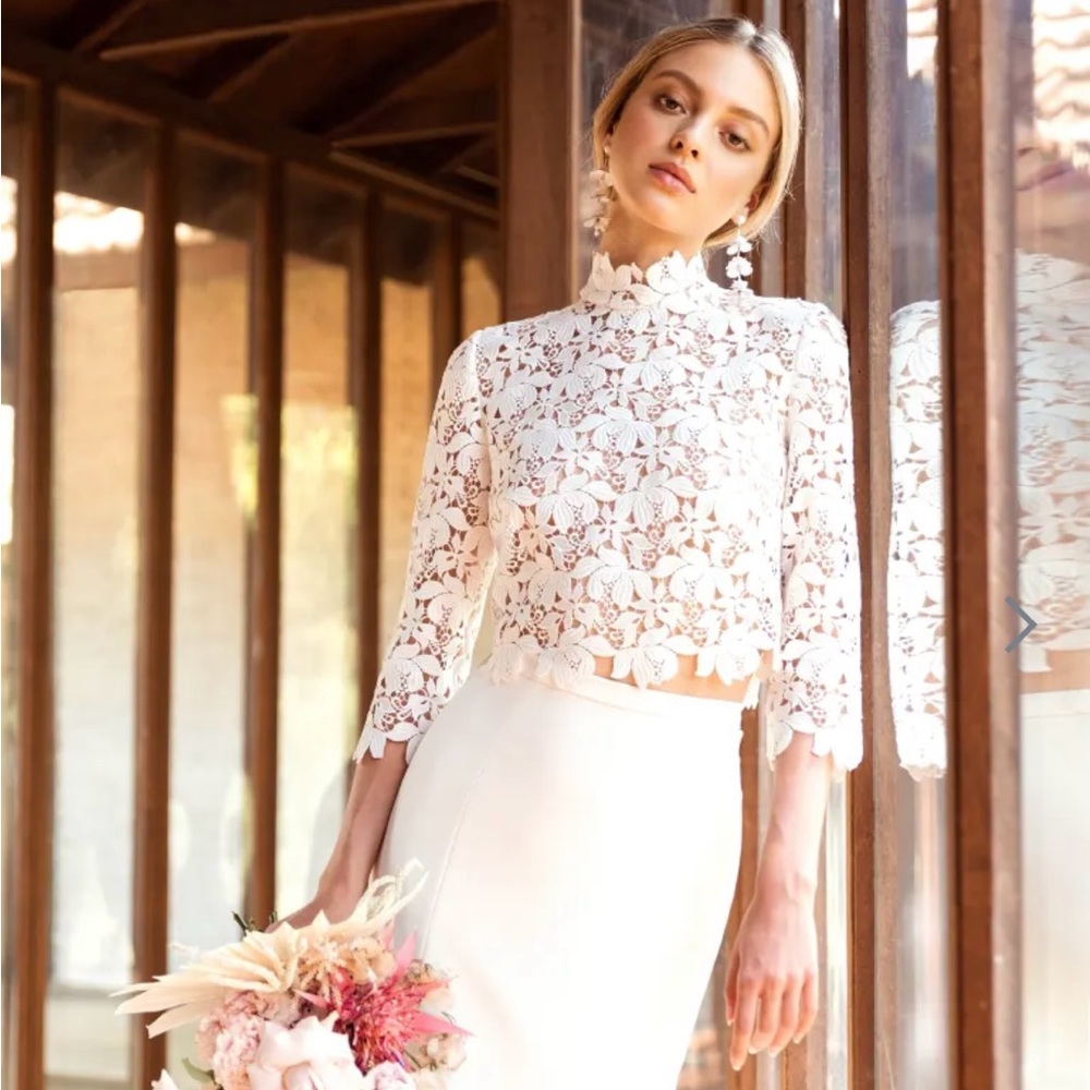 Jenny Yoo Rebekka lace bridal topper